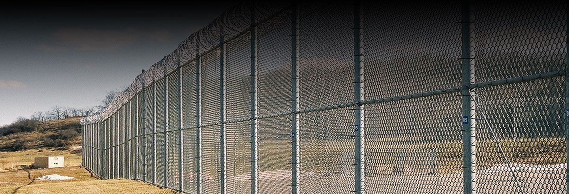 Round fence tube in use as security fence